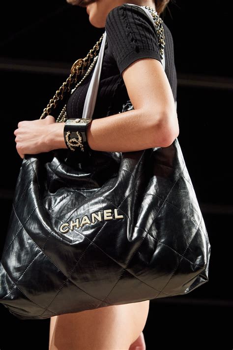 new chanel tote 2022|old chanel 22 bag.